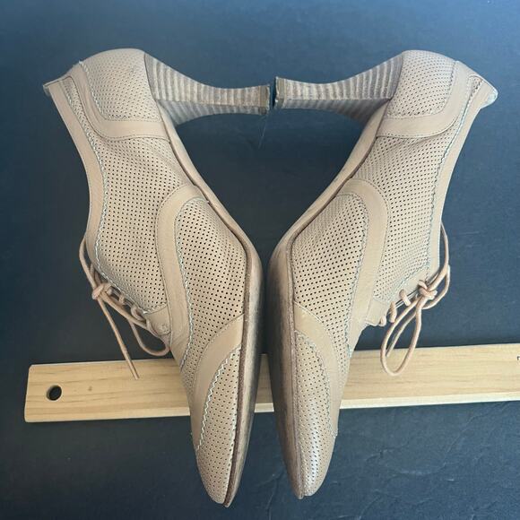 Hermes Beige Leather Almond Toe Lace Up Wing Tip Oxford Heeled Shoes 6.5 - Picture 4 of 11